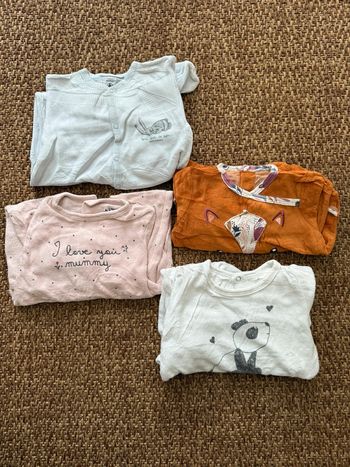 Lot de 4 pyjamas 74cm 9-12mois
