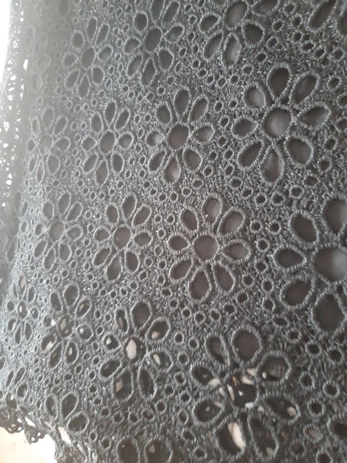 Robe noire - photo numéro 2