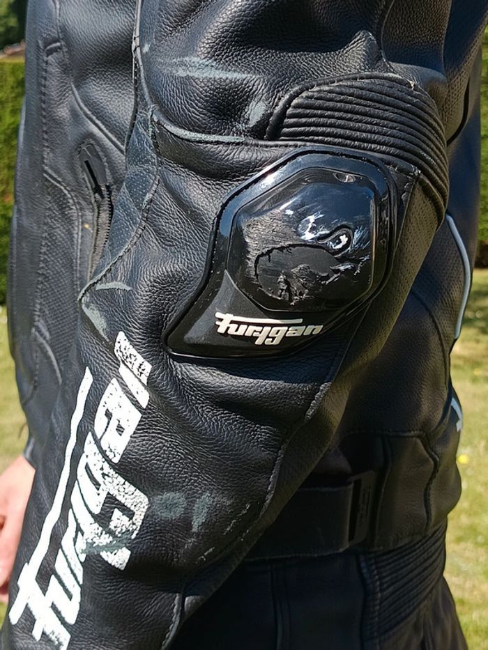 Combinaison de moto - photo numéro 11