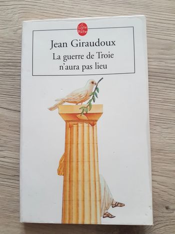 Livre la guerre de Troie n'aura pas lieu