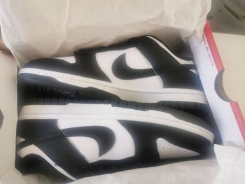 Nike dunk noir et blanci