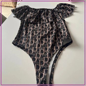 Maillot body taille 8 ans neuf