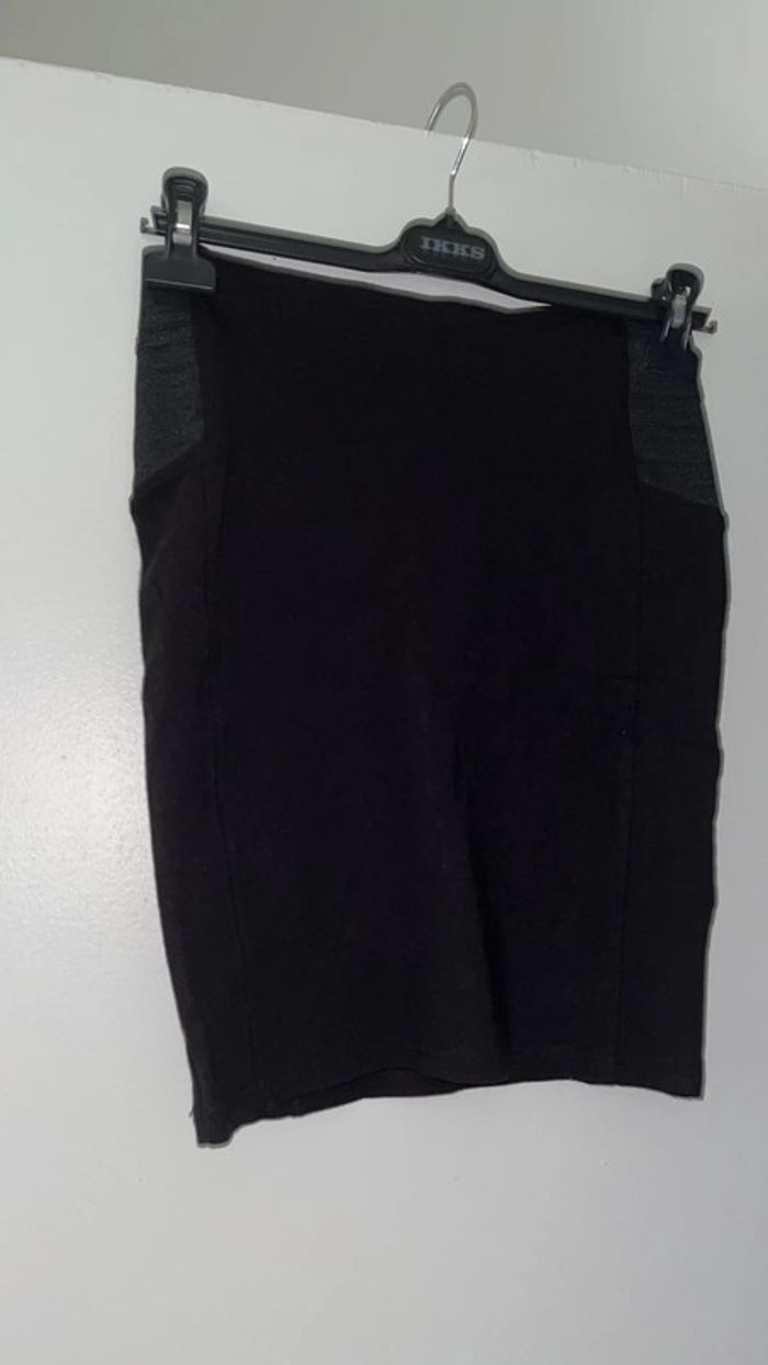 Jupe crayon moulante noir Jennifer - photo numéro 4