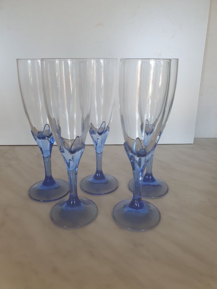 5 flûtes à Champagne