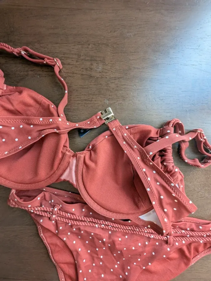Maillot de bain 2 pièces - photo numéro 2