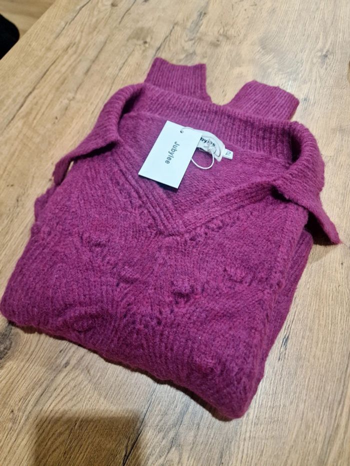 Gros pull neuf - photo numéro 2