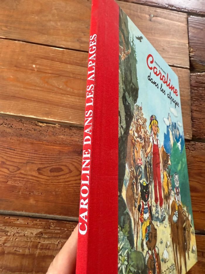 Moyen 2 - Livre édition limitée reliure rouge Caroline dans les Alpages Pierre Probst bd - photo numéro 2