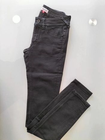 Pantalon Hilfiger denim taille 34
