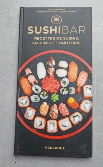 livre de recettes Sushibar Recettes de sushis,sashimis et yakitoris Marabout Très bon état