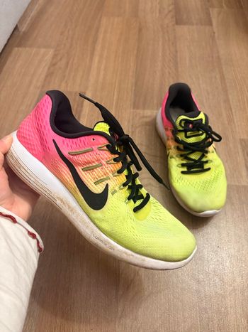 Collection olympique Nike Lunarglide 8 OC Unlimited