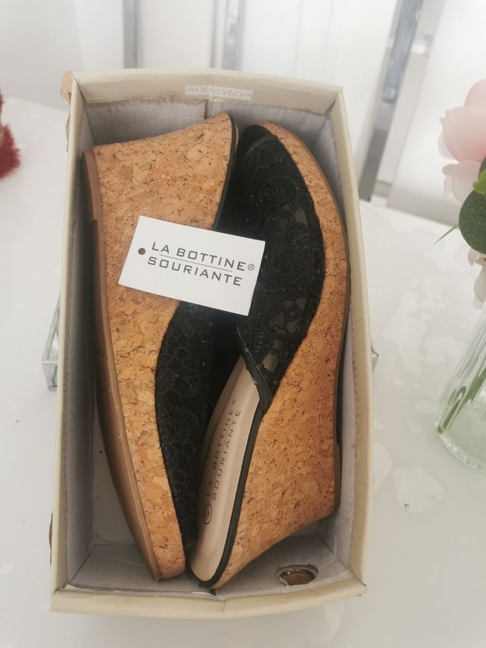 🖤🤍Jolie Paires De Mules Talon Compensé 🖤🤍 - photo numéro 9