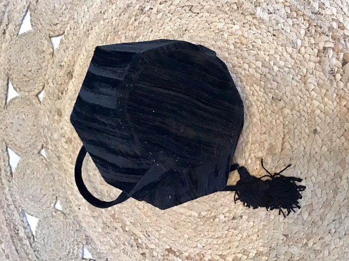 Très beau sac à mains noir forme bourse 21 cm de la marque André - photo numéro 5