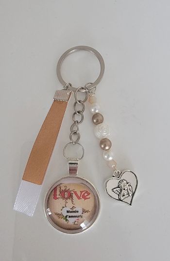Cadeau mamie, porte clé message bijoux de sac " love mamie d'amour "
