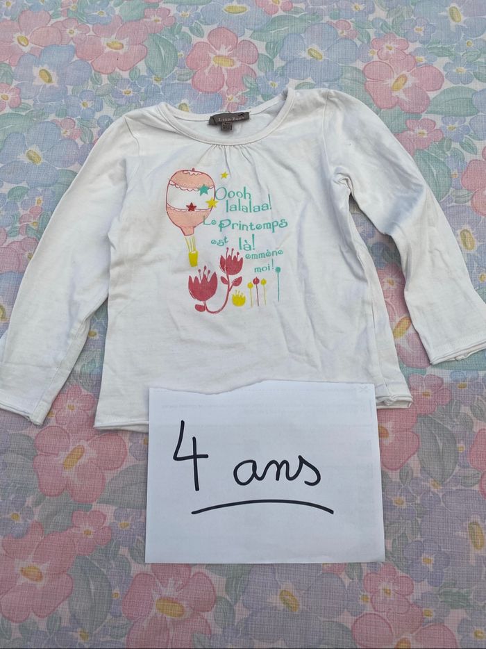 Très beau haut pull teeshirt manches longues 4 ans