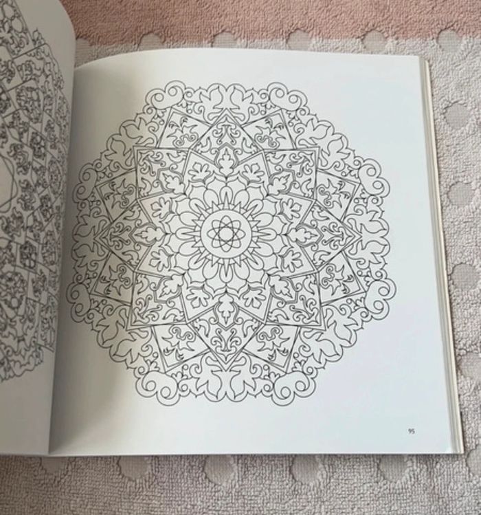 Livre coloriage 101 mandala - photo numéro 2