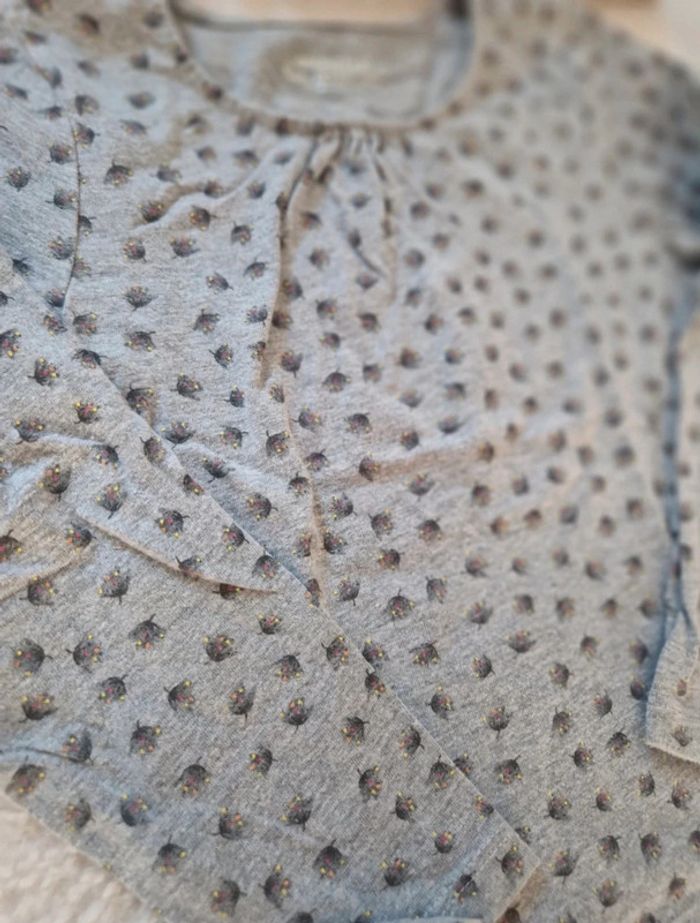 🌟 T-shirt à fleur pour Fille - 4 ans 🌟 - photo numéro 4