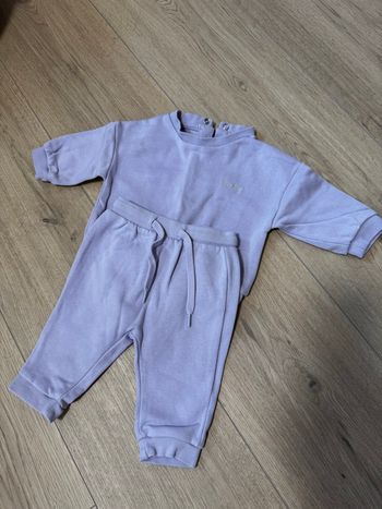 Ensemble 2 pièces lilas - Sweat et Pantalon - Très bon état