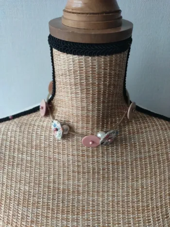 Collier fantaisie femme neuf