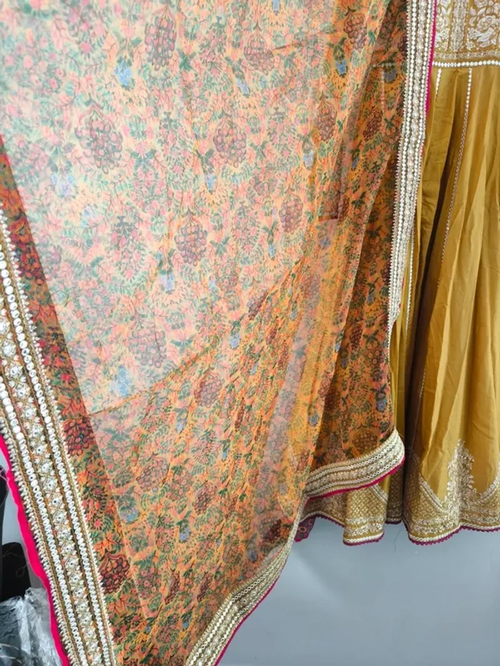 Robe de mariée pakistanaise / indienne /Bollywood taille xs neuve - photo numéro 2