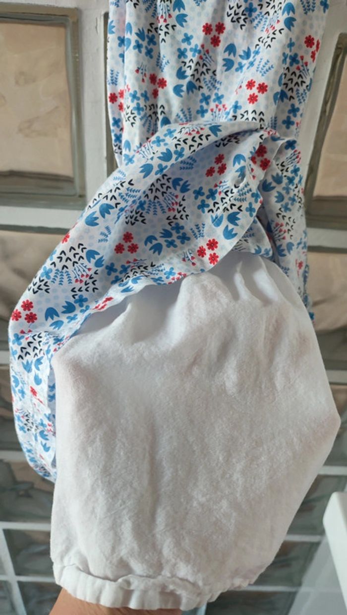 Robe fleurie Okaïdi 5 ans - photo numéro 3