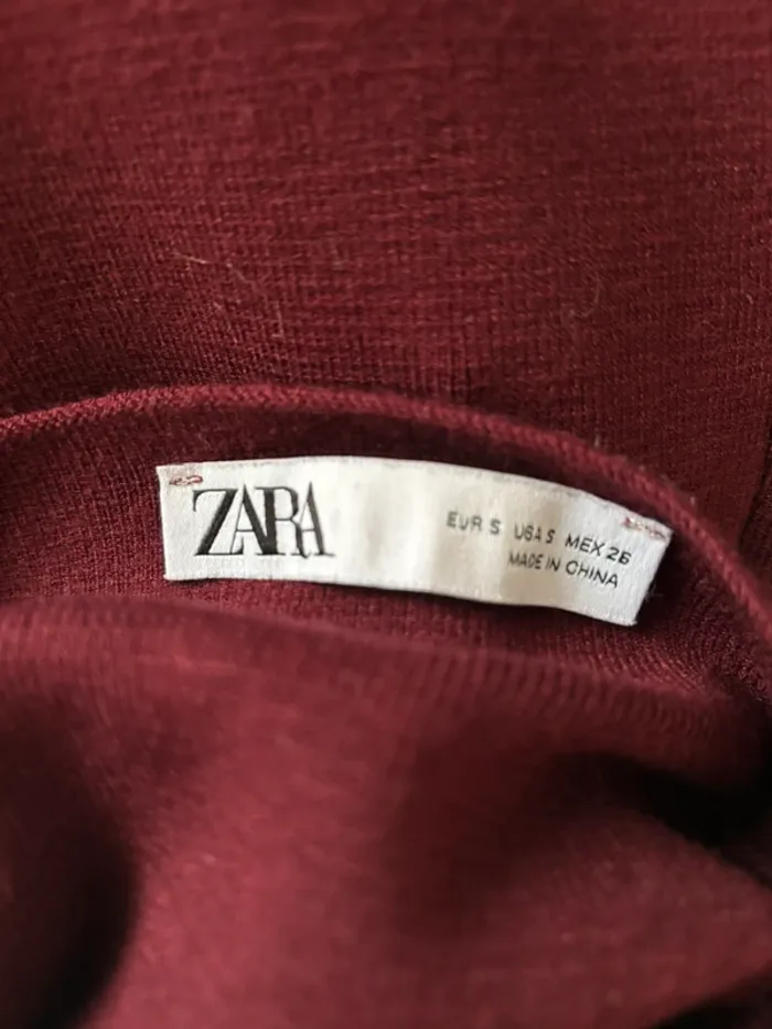 Robe bordeaux - photo numéro 4
