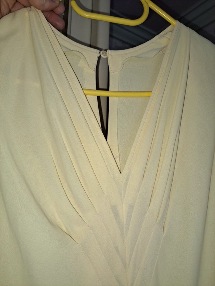 Robe jaune légère - photo numéro 8