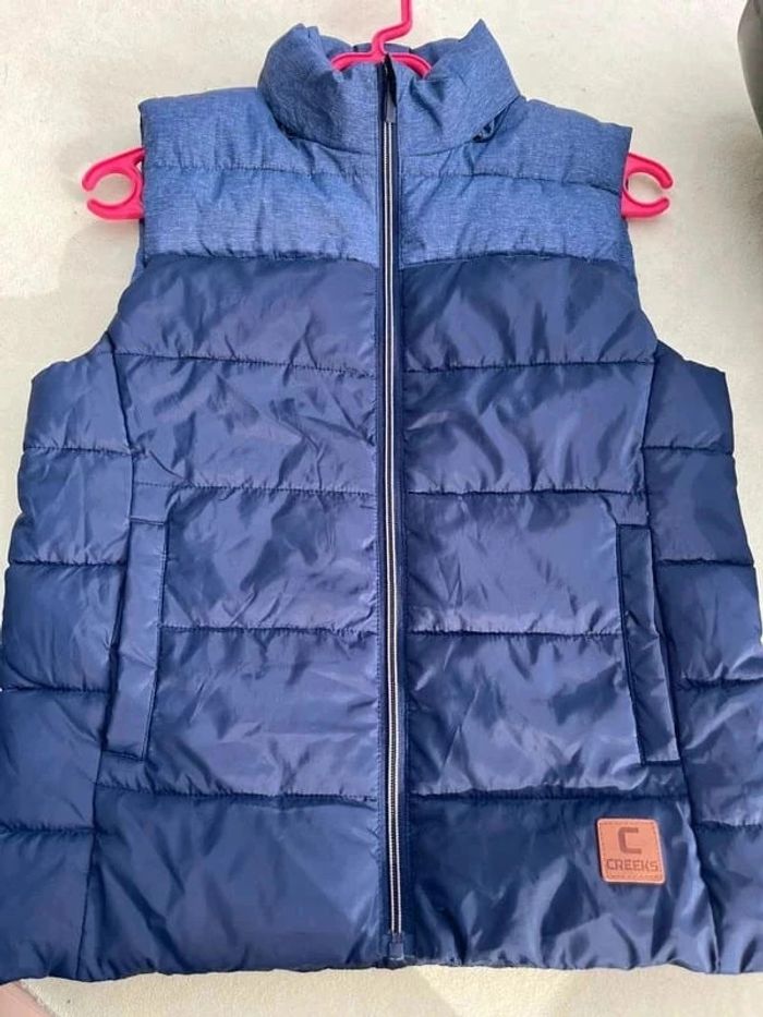Doudoune sans manche creeks taille 12 ans