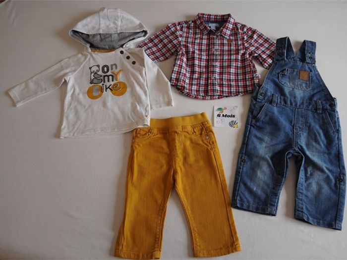 Lot n°9 Vêtements Obaibi 6 mois : 5 Pantalons + 1 Salopette + 6 Hauts - photo numéro 3