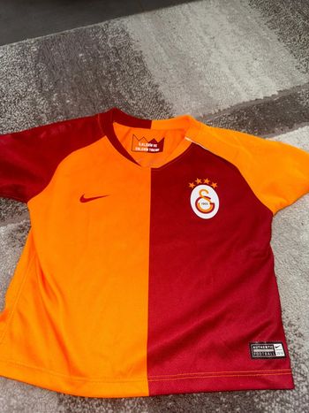 Maillot de foot bébé 9-12 mois Galatasaray authentique