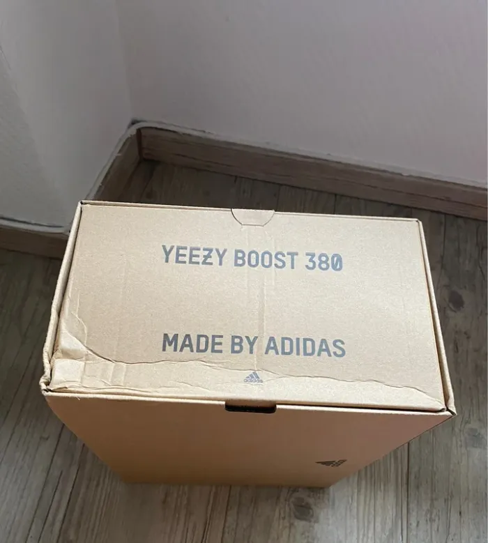 Yeezy Boost 380 Pepper (Non- Reflective) - photo numéro 9