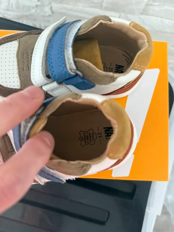 Chaussures neuves bébé - photo numéro 6