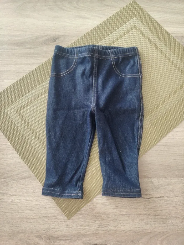 Lots pantalon 3 mois - photo numéro 2