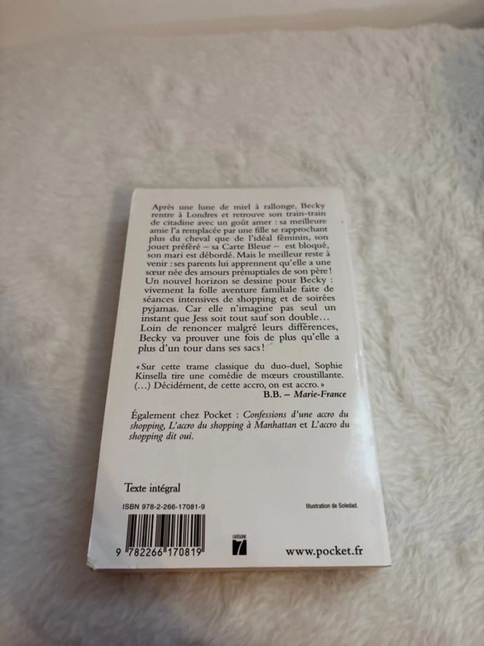 L’accro du shopping à une sœur - photo numéro 3