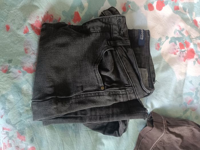 Vêtements femmes et ado fille - photo numéro 4