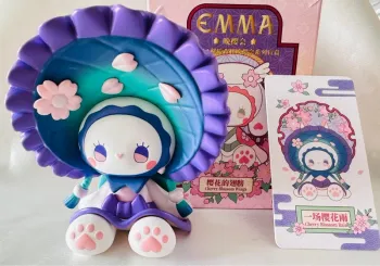 Figurine EMMA – Cherry Blossom Rain