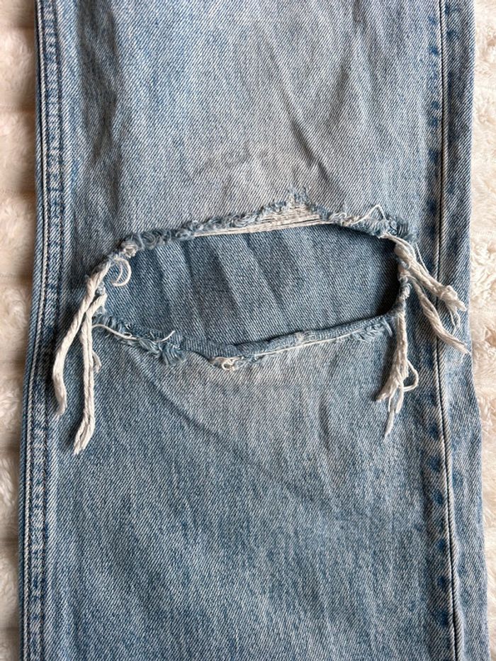 Jean troué bleu Stradivarius 38 - photo numéro 9