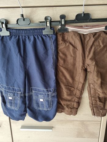 Lot 2 joggings 18 mois 