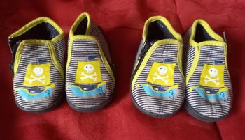 Pantoufles taille 19 et 20
