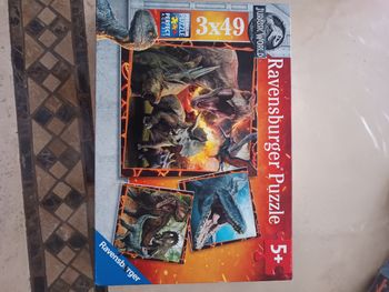 Puzzles dinosaures 3*49