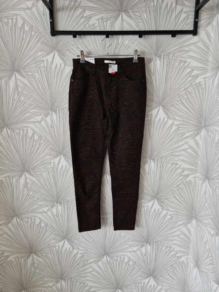 Joli pantalon skinny Camaïeu neuf avec étiquettes taille 38