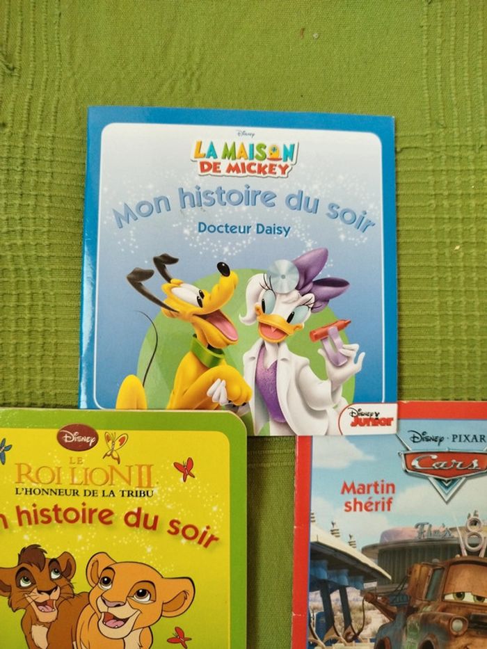 Lot 3 livres Disney - photo numéro 2