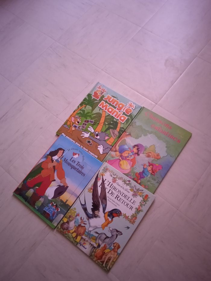 Vend lot de quatre livres  enfants - photo numéro 6