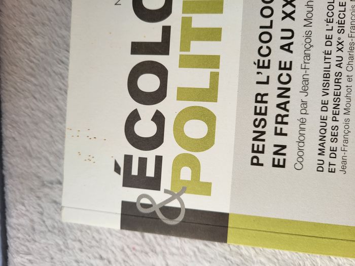 Livre Ecologie & Politique - Sciences Pro - Les Presses - photo numéro 3