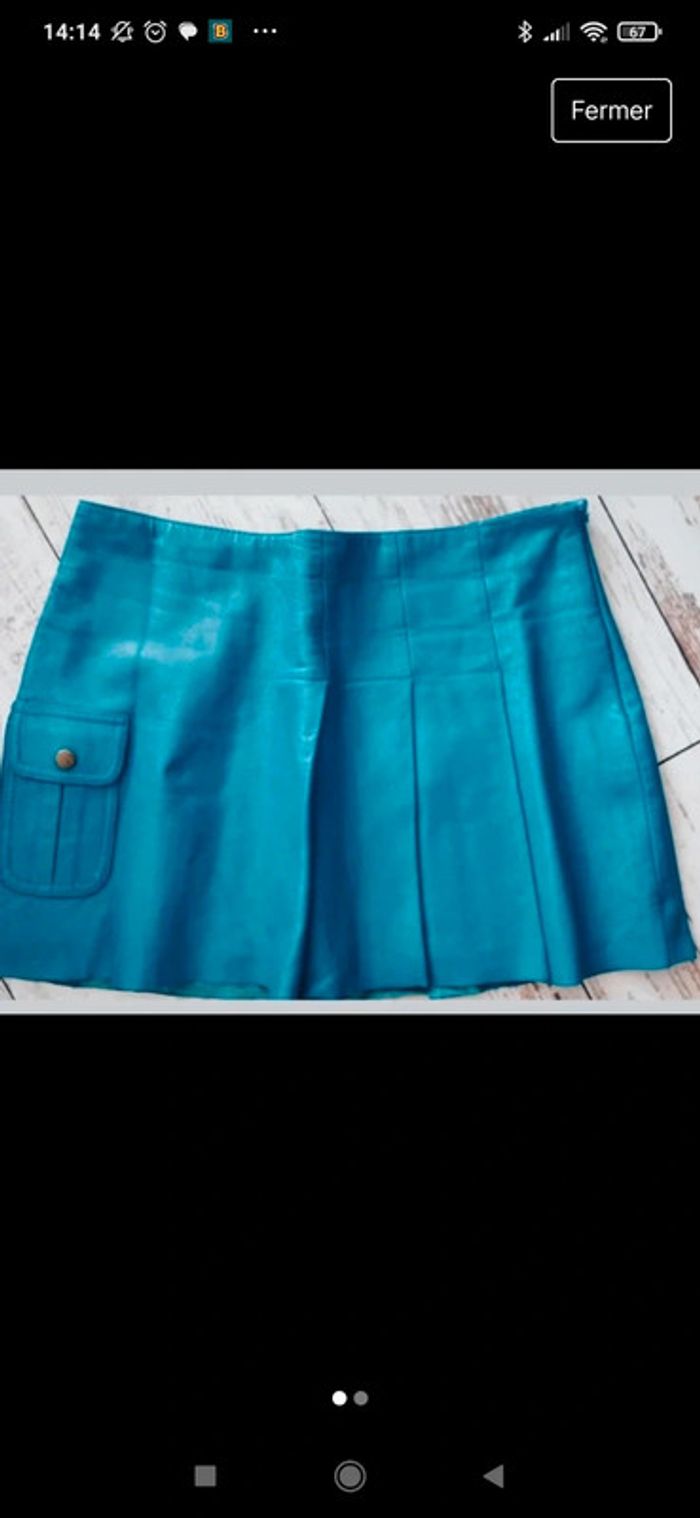 Jupe courte en cuir vintage