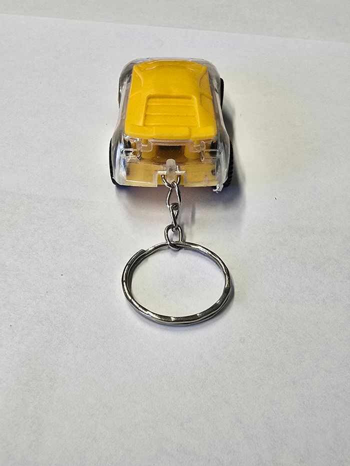 Porte clés voiture qui s'allume - photo numéro 4