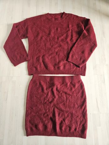 Ensemble jupe pull pour femme taille M miss morandi très bon état bordeau