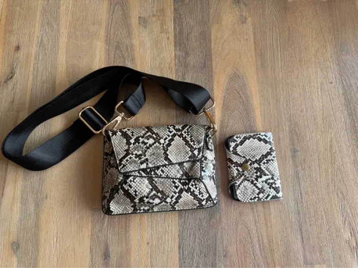 Sac  + porte carte