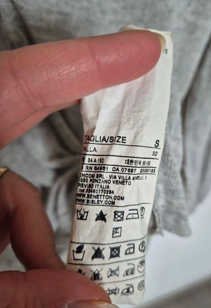 Pull stile Benetton taille s - photo numéro 4
