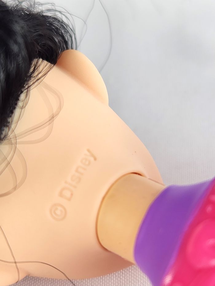 Poupée Mulan Disney Classique - Robe de Cérémonie Rose Pailletée - photo numéro 5