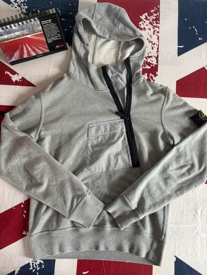 Sweat à capuche 3/4 zip Stone Island taille xs/s - photo numéro 2